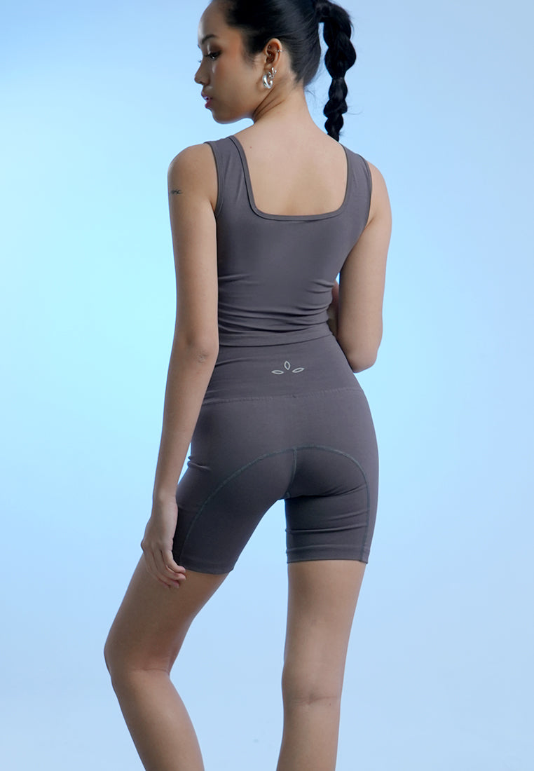 Holy Woman Celana Olah Raga Short Legging