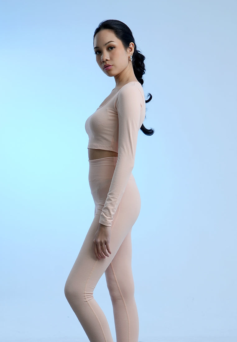 Holy Woman Atasan Wanita Square Crop Top