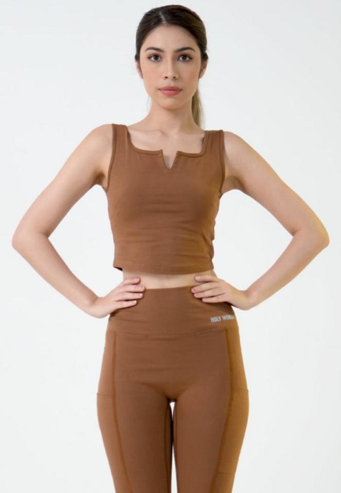 Holy Woman Atasan Olahraga Tank Top Square Neck