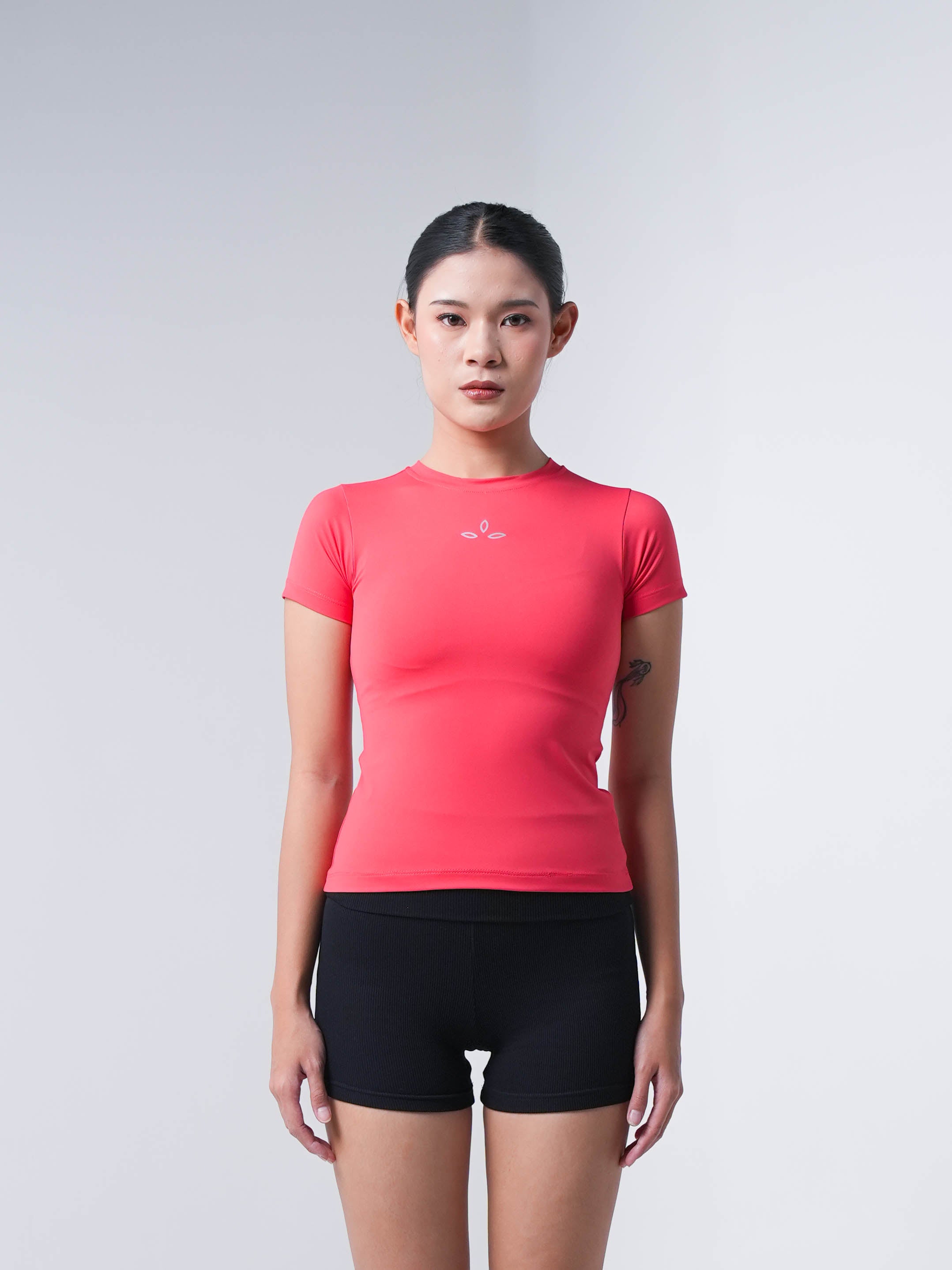 Holy Woman Atasan Kaos Olahraga Lengan Pendek Wanita Basic Short Sleeve