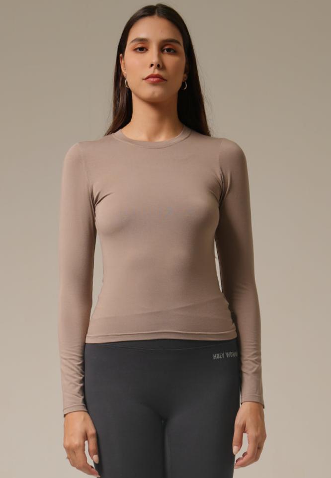 Holy Woman Atasan Kaos Lengan Panjang Basic Long Sleeve T-Shirt