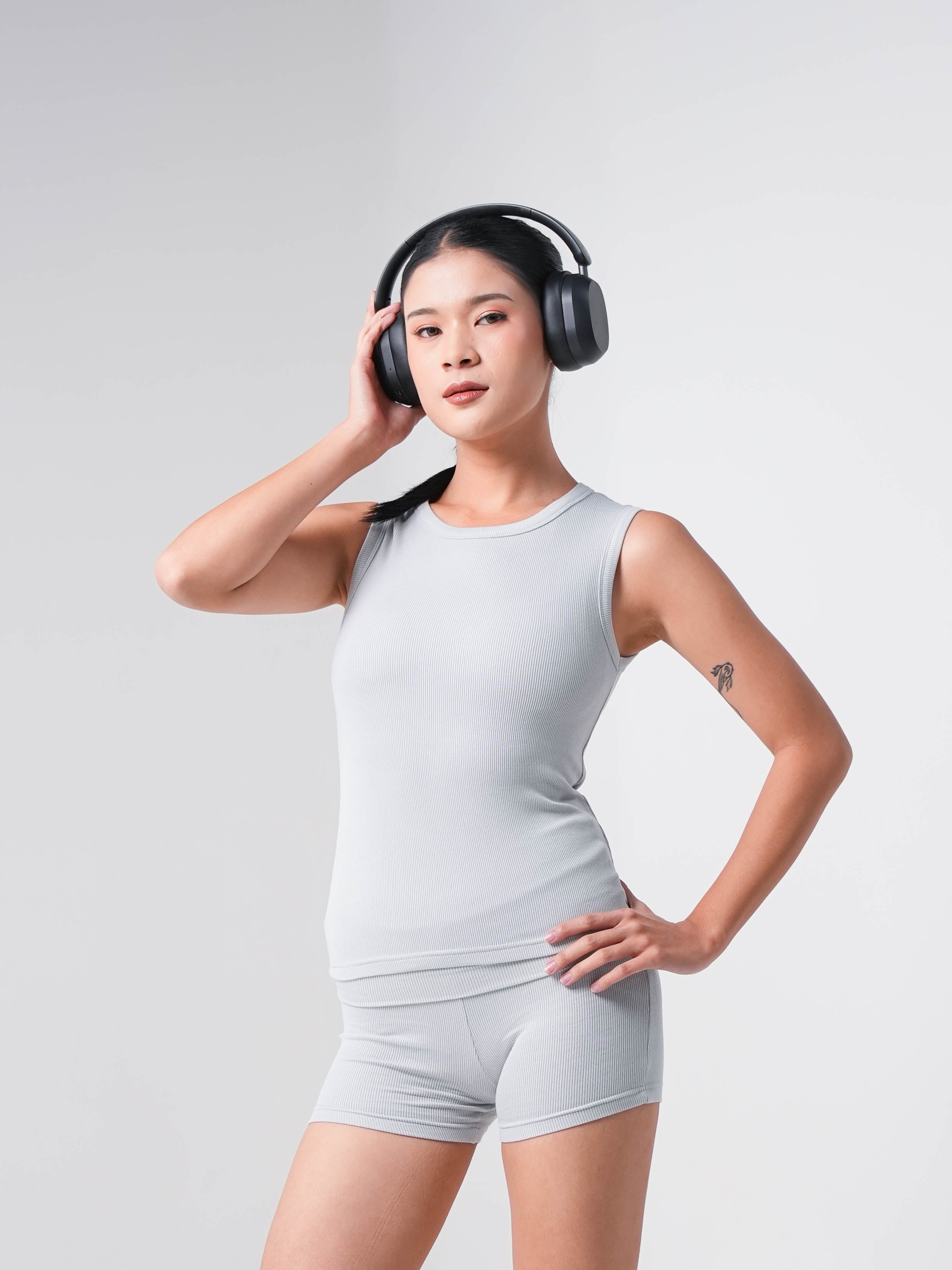 Holy Woman Atasan Olah Raga Wanita Basic Tanktop