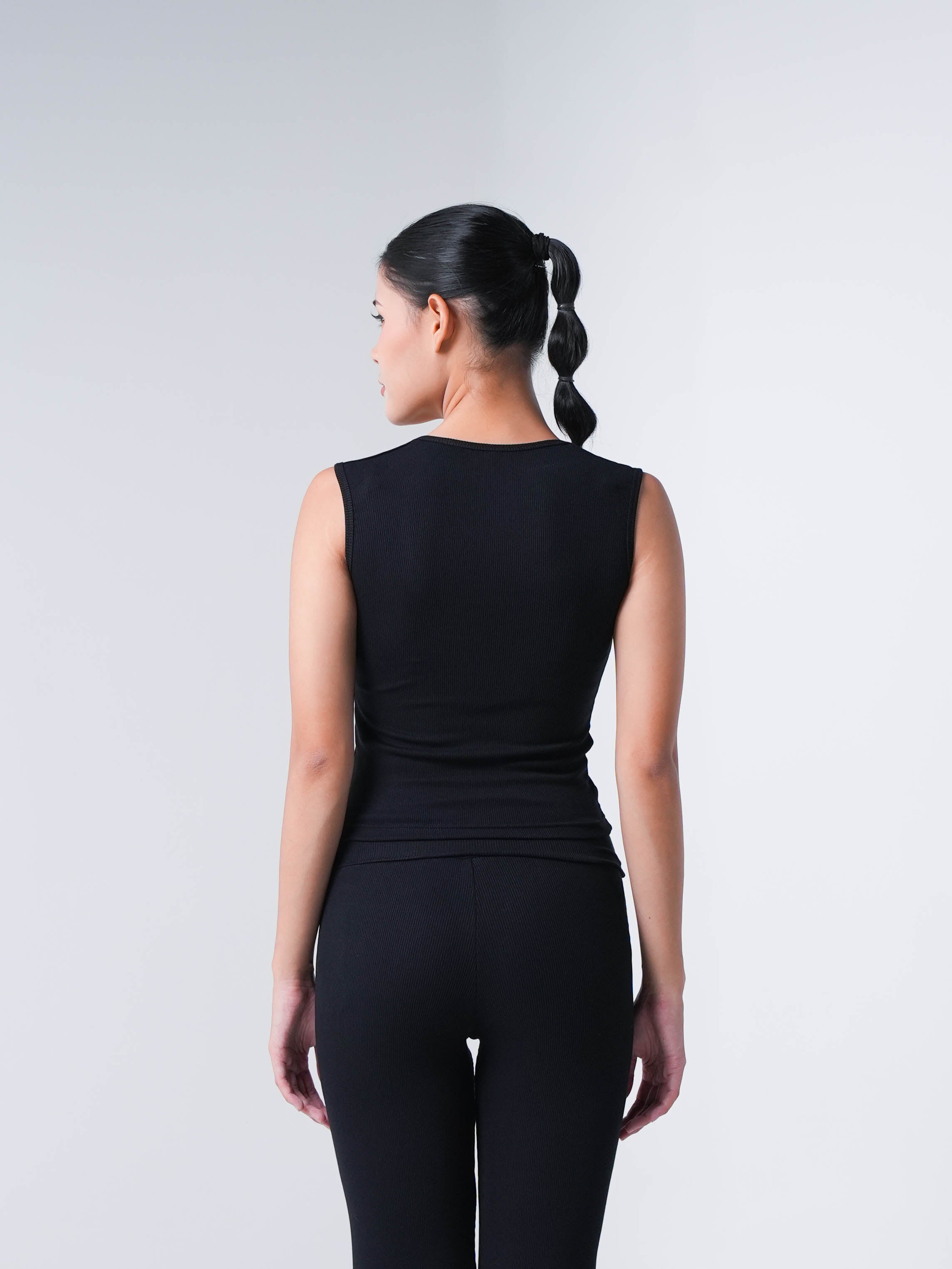 Holy Woman Atasan Olah Raga Wanita Square Neck Tanktop