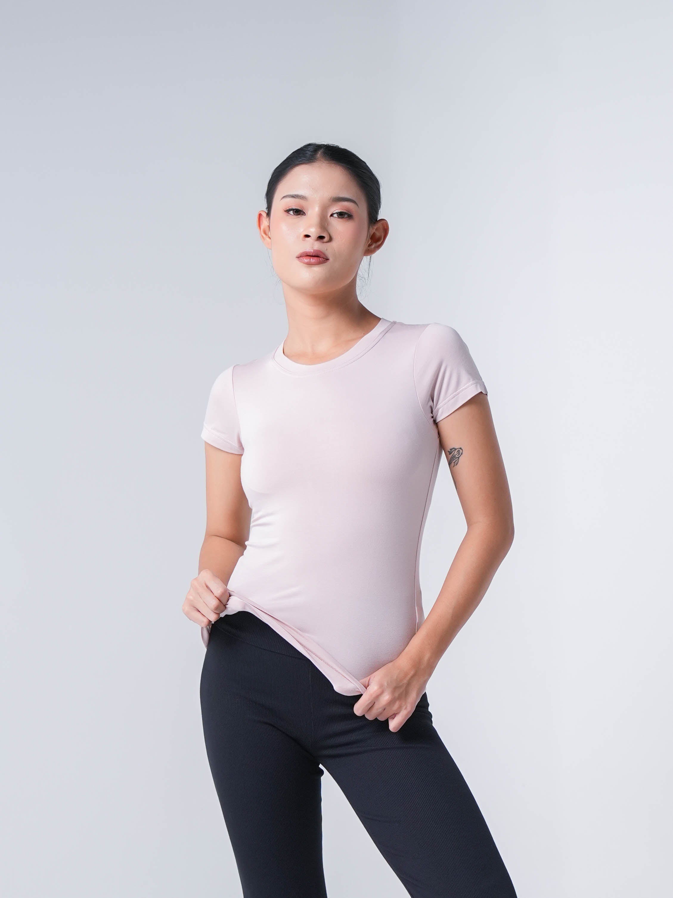 Holy Woman Atasan Kaos Olahraga Lengan Pendek Wanita Basic Short Sleeve T-Shirt