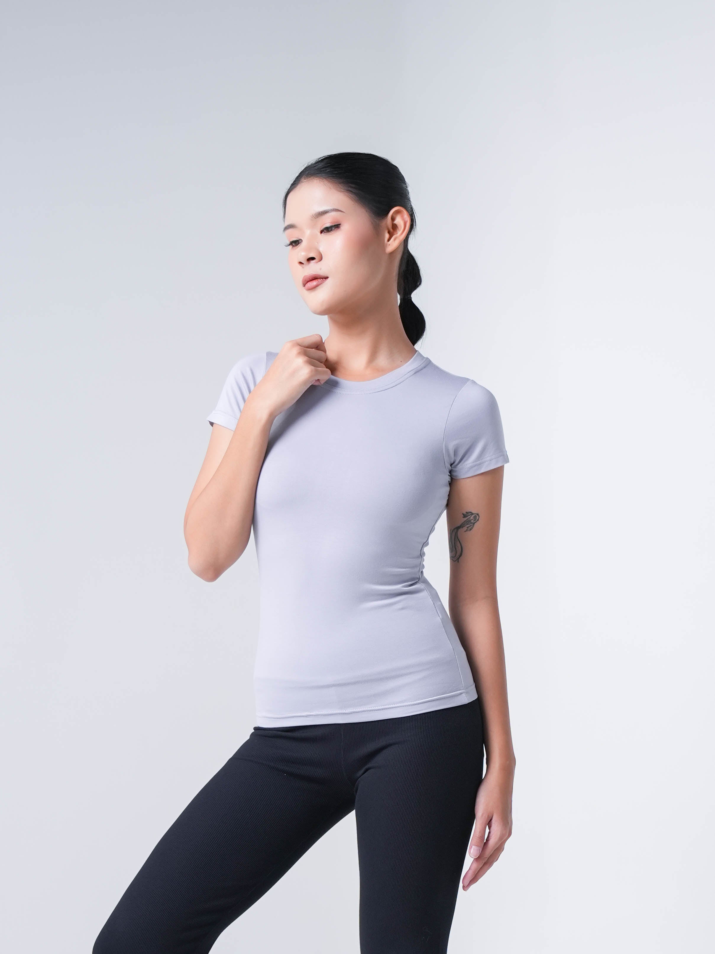 Holy Woman Atasan Kaos Olahraga Lengan Pendek Wanita Basic Short Sleeve T-Shirt