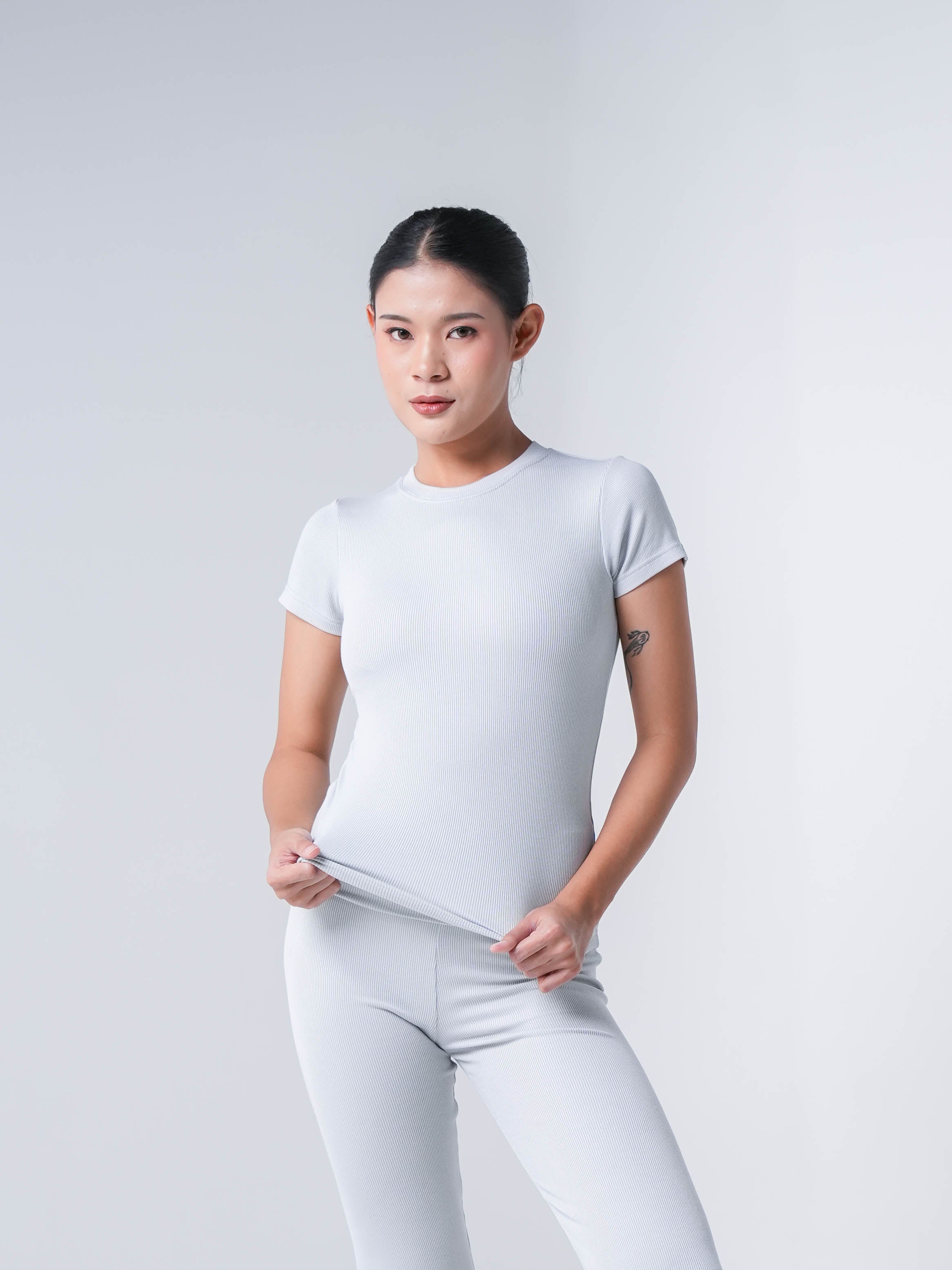 Holy Woman Atasan Kaos Olahraga Lengan Pendek Wanita Ribbed Short Sleeve T-Shirt