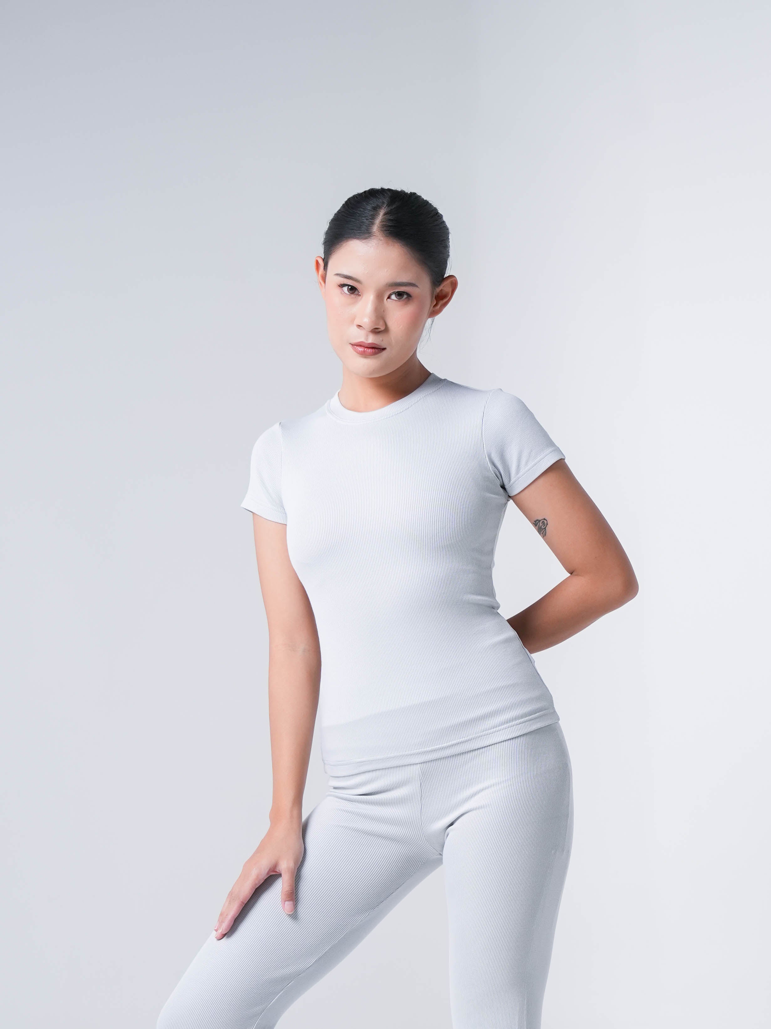 Holy Woman Atasan Kaos Olahraga Lengan Pendek Wanita Ribbed Short Sleeve T-Shirt